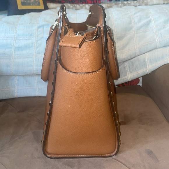 Michael Kors vintage studded Selma satchel like NWOT - Picture 5 of 15